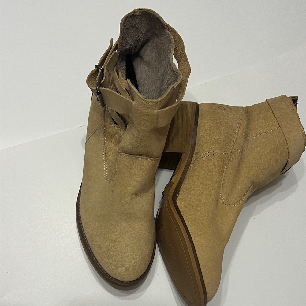 Coolway Beige Ankle Booties With Buckle Size 38